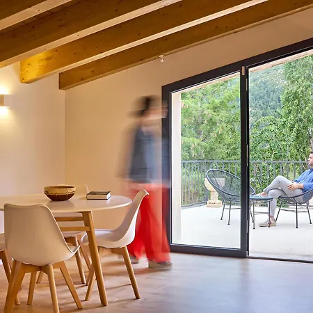 Country house Masia Cal Rosta